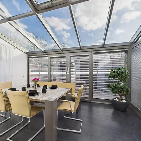 Winter Garden Dream Steinheim Апартаменты